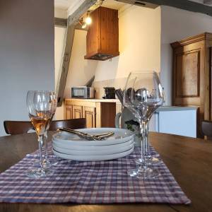 Autour, d'un repas ou d'un verre